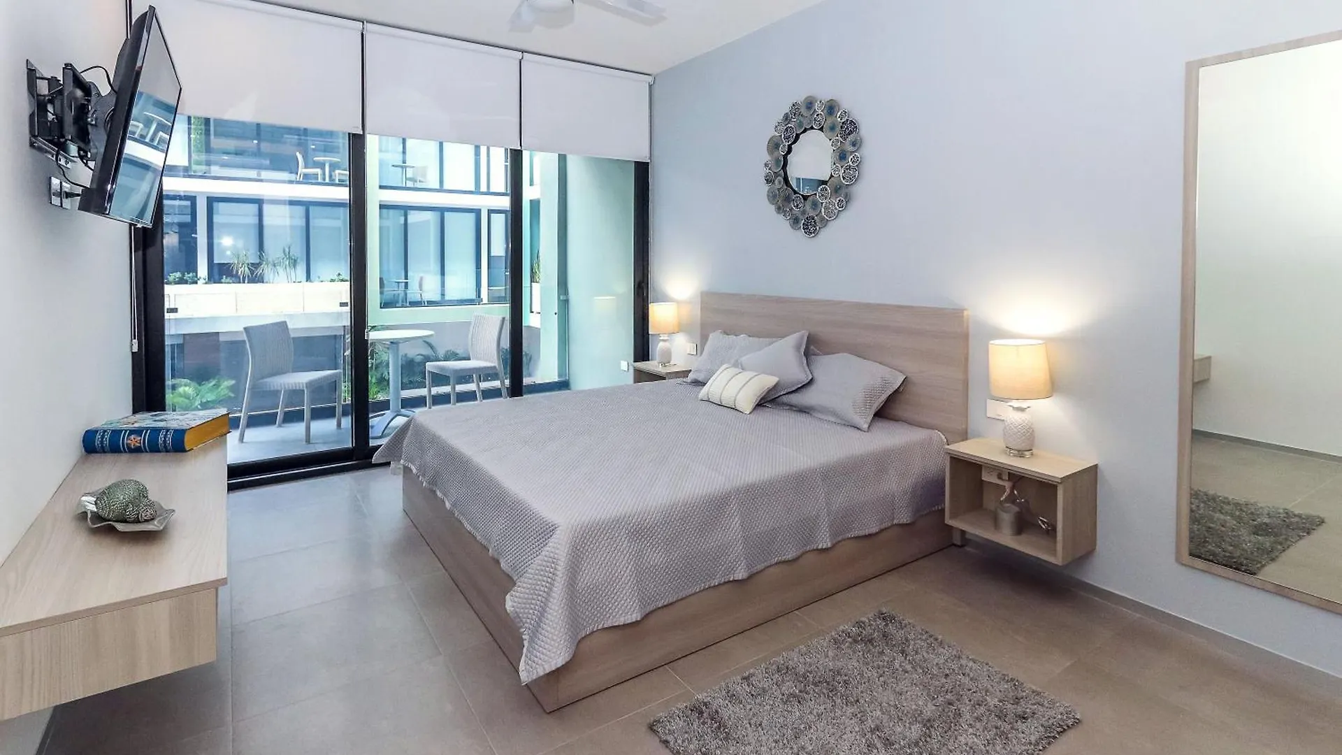 Luxury 1 Bedroom Condo - 2 Pools & Gym - At The City Condos - Descanso Playa del Carmen 0*,  Mexico