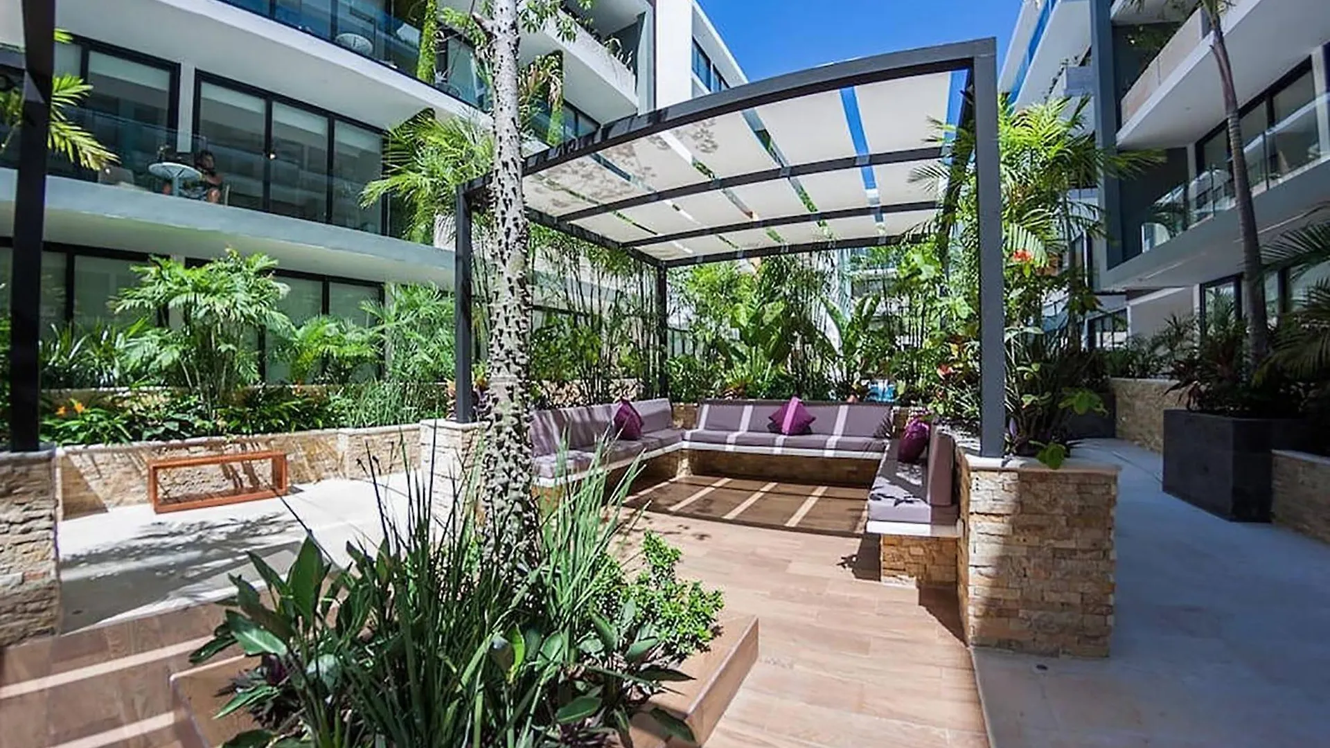 Luxury 1 Bedroom Condo - 2 Pools & Gym - At The City Condos - Descanso Playa del Carmen 0*,